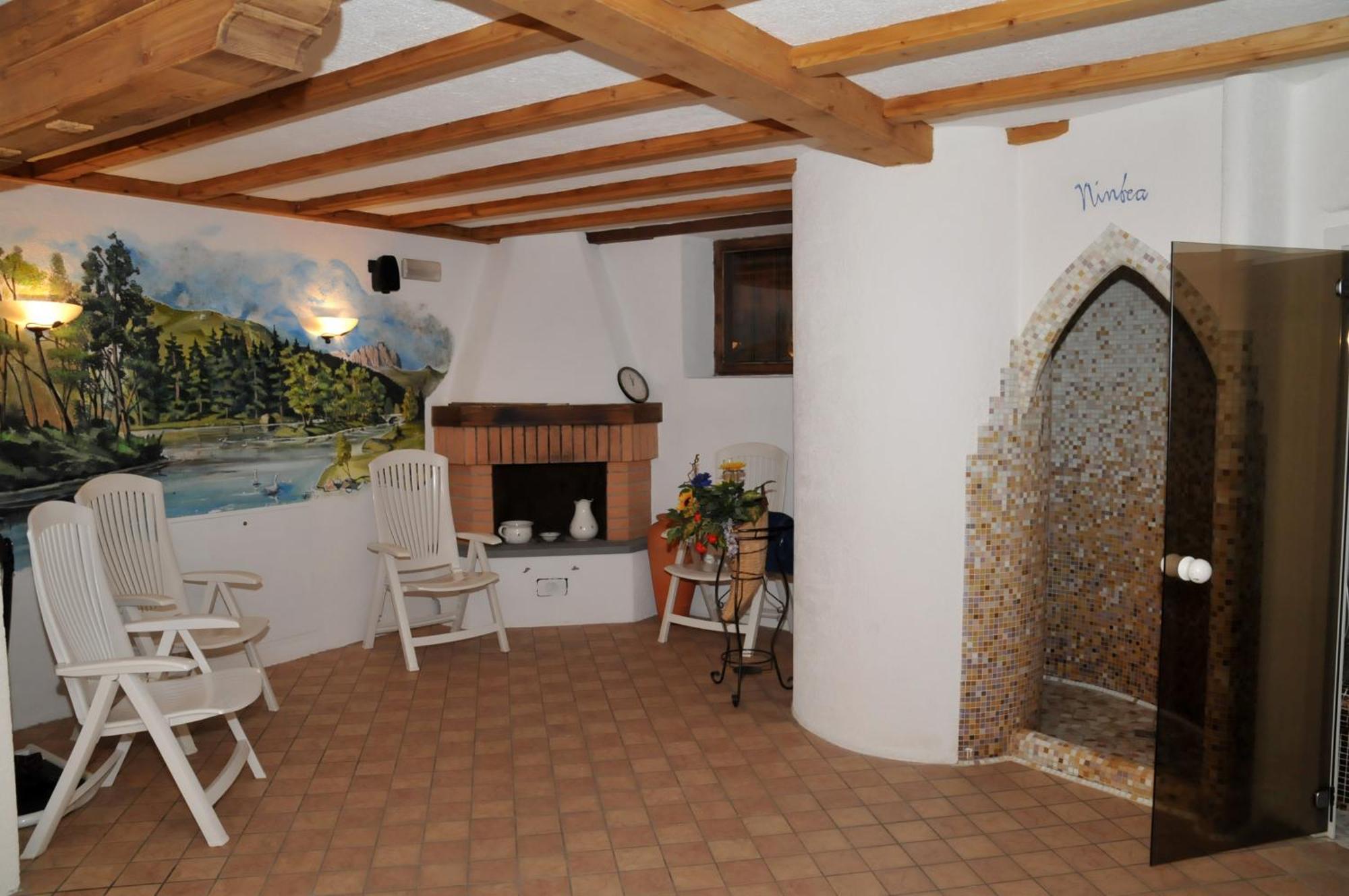 Hotel Ciamol Campitello di Fassa Ngoại thất bức ảnh