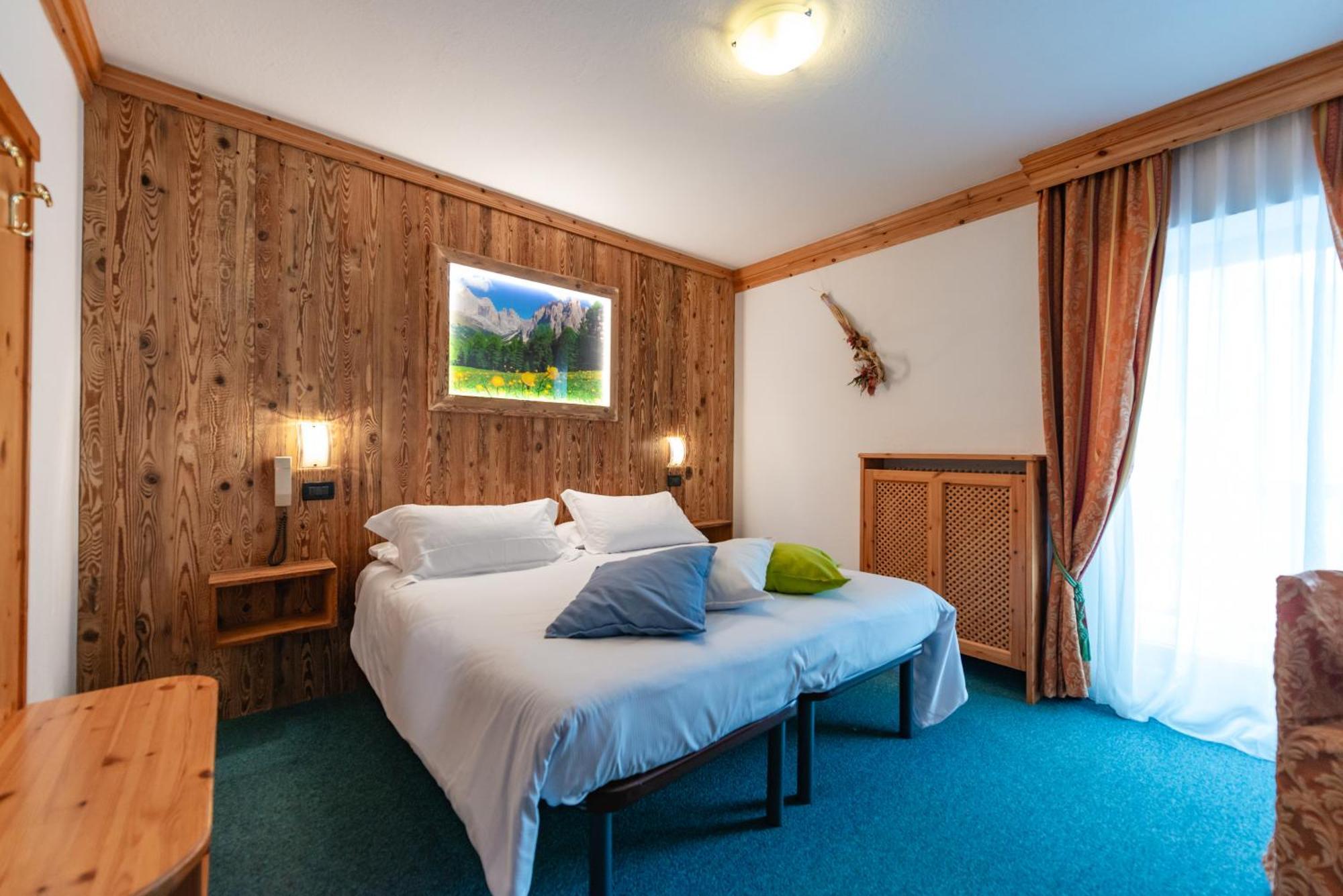 Hotel Ciamol Campitello di Fassa Ngoại thất bức ảnh