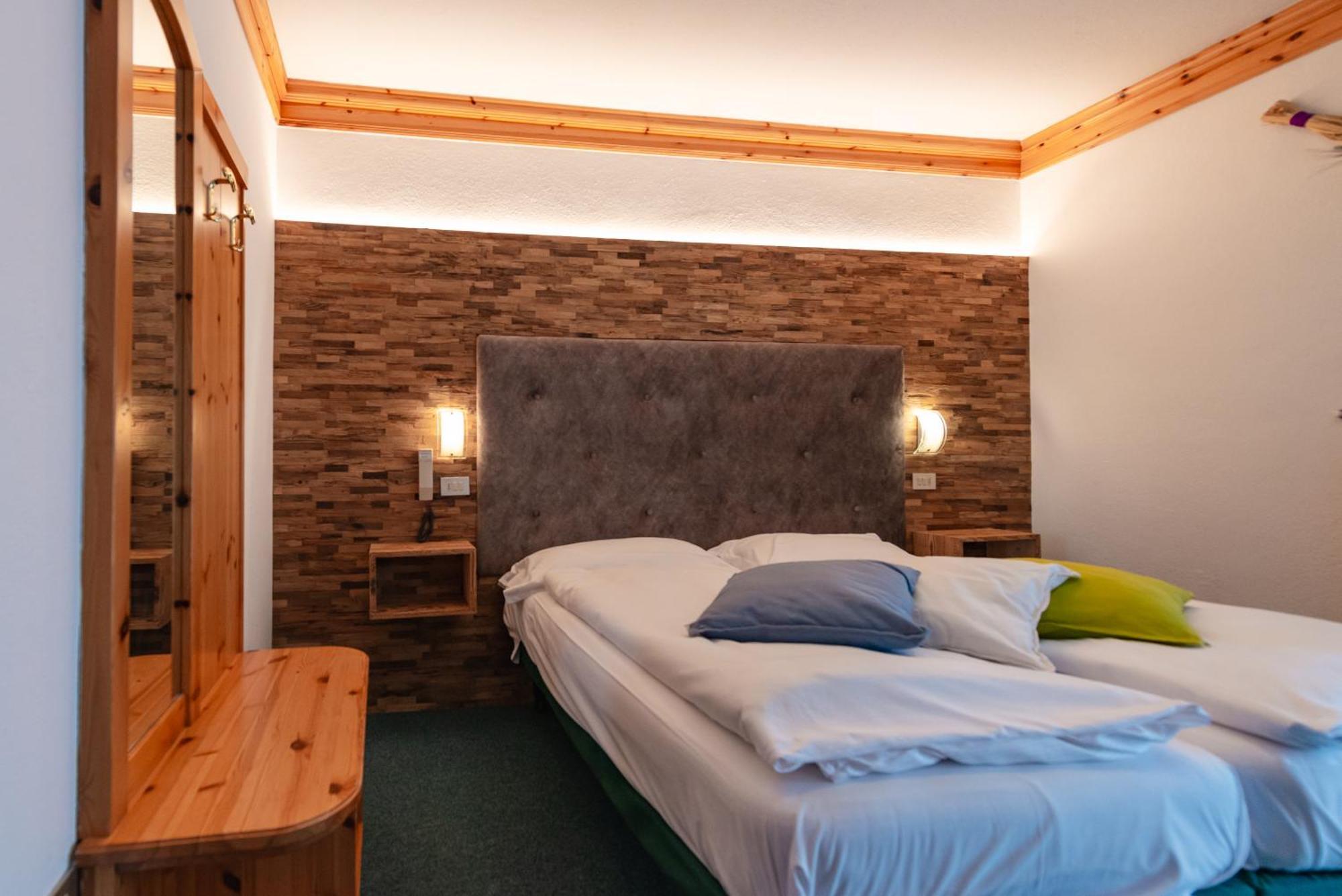 Hotel Ciamol Campitello di Fassa Ngoại thất bức ảnh