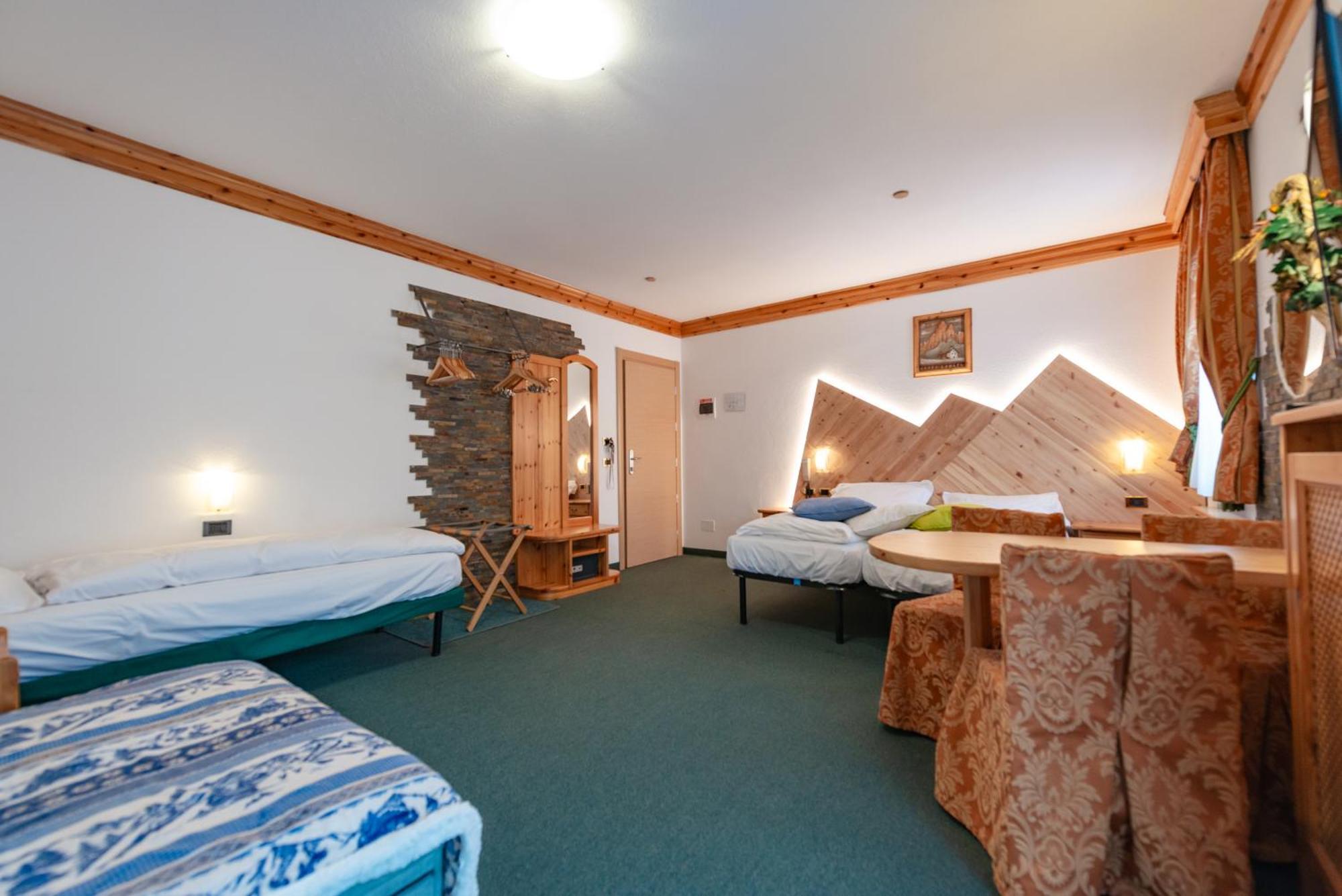 Hotel Ciamol Campitello di Fassa Ngoại thất bức ảnh