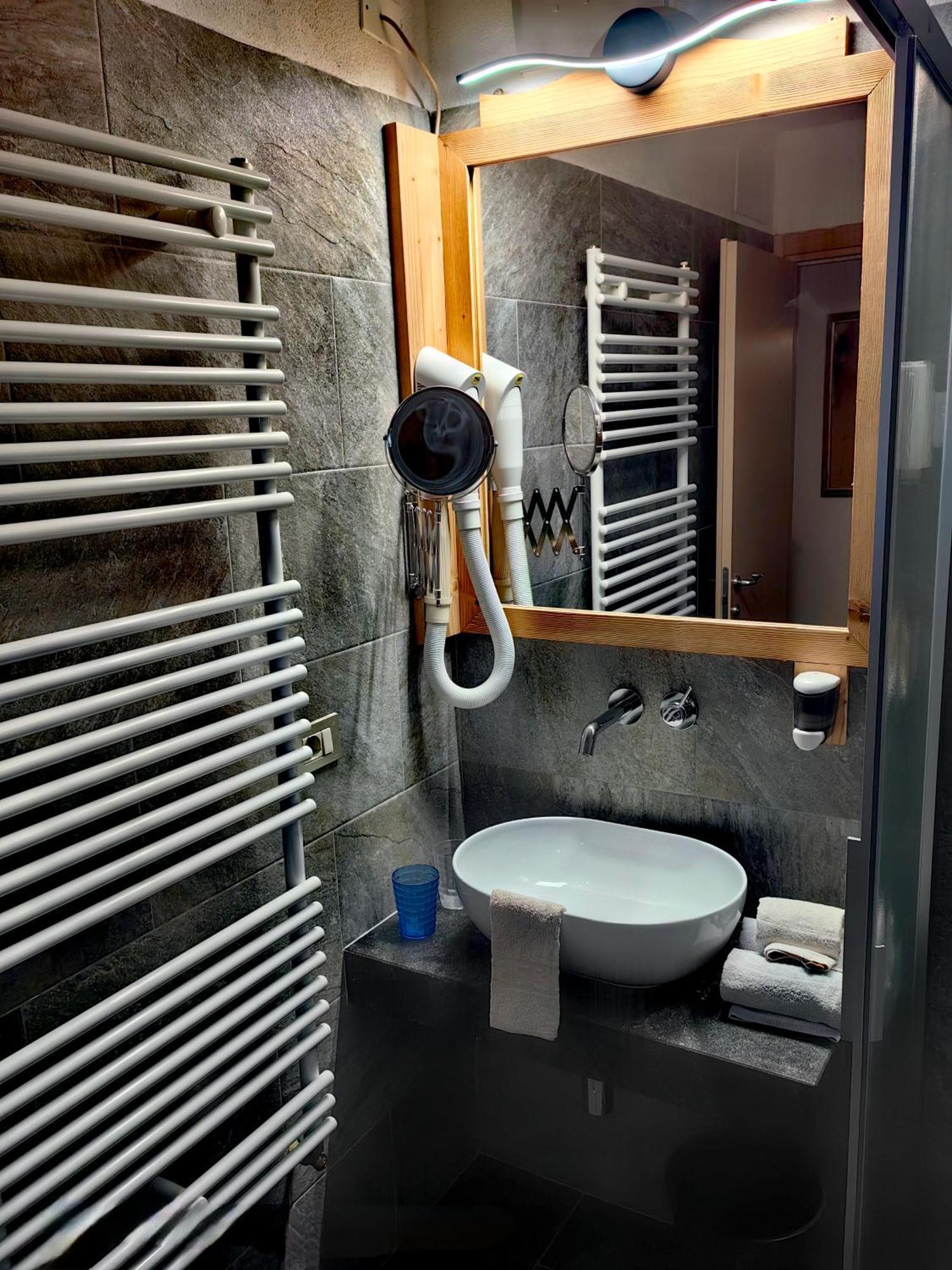 Hotel Ciamol Campitello di Fassa Ngoại thất bức ảnh